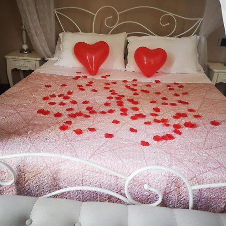 B&B A Due Passi Caserta Luaran gambar