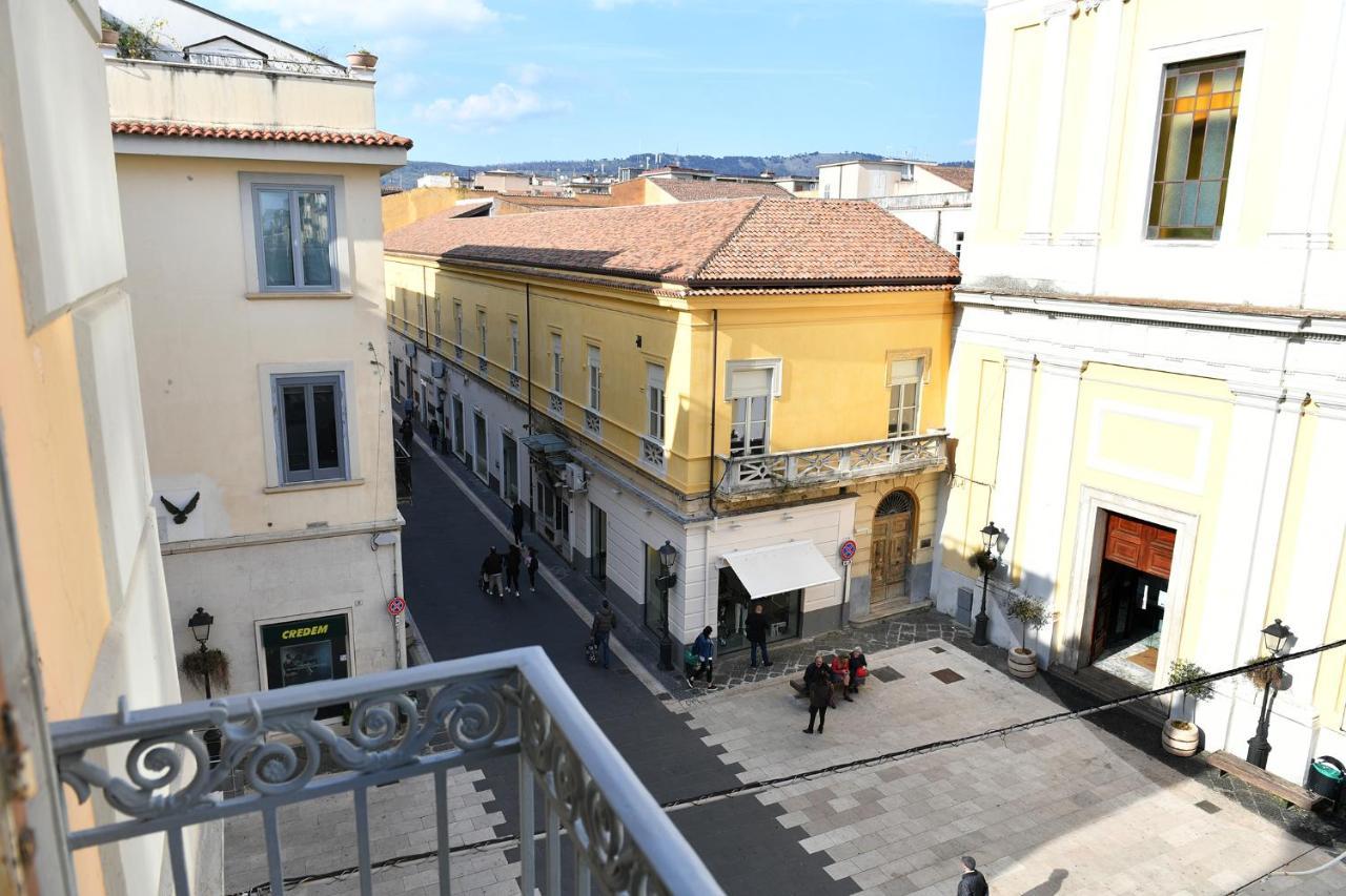 B&B A Due Passi Caserta Luaran gambar
